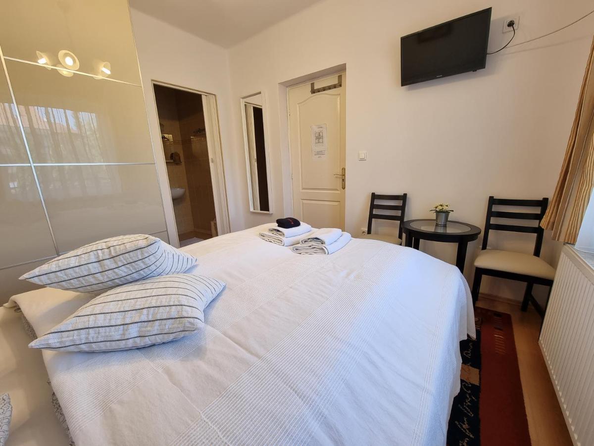 Abigel Vendeghaz Hotell Miskolc Eksteriør bilde