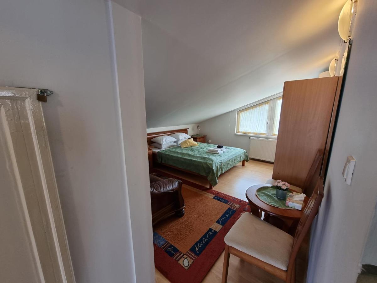 Abigel Vendeghaz Hotell Miskolc Eksteriør bilde