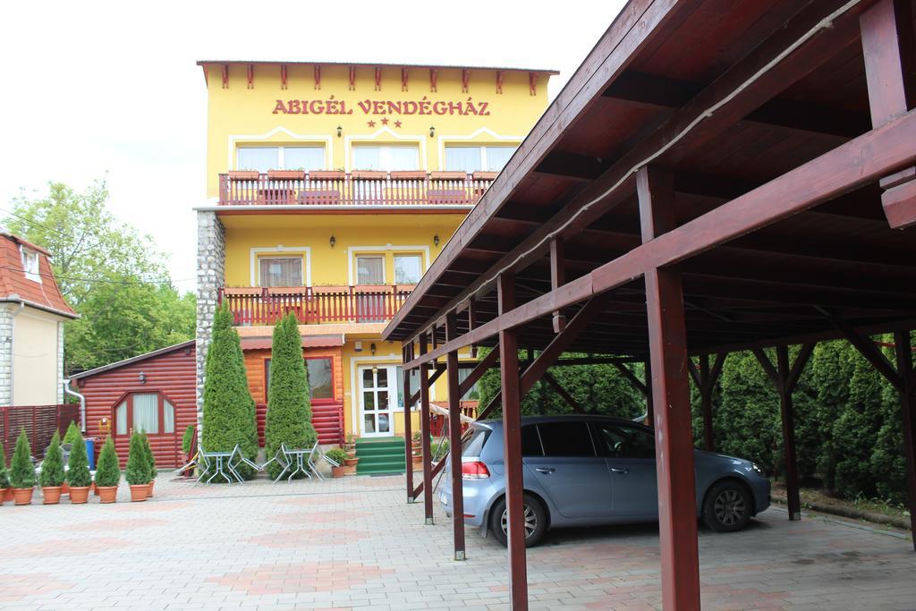 Abigel Vendeghaz Hotell Miskolc Eksteriør bilde